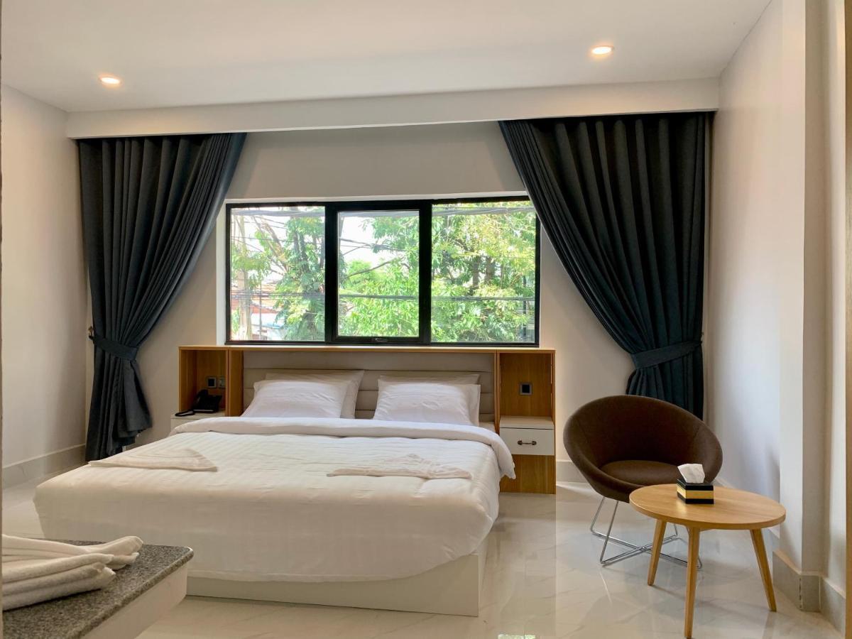 Nico'S Hotel And Skybar Siem Reap Exterior photo