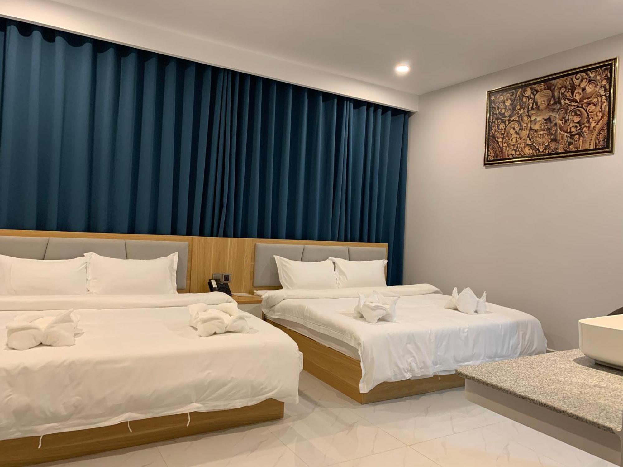 Nico'S Hotel And Skybar Siem Reap Exterior photo